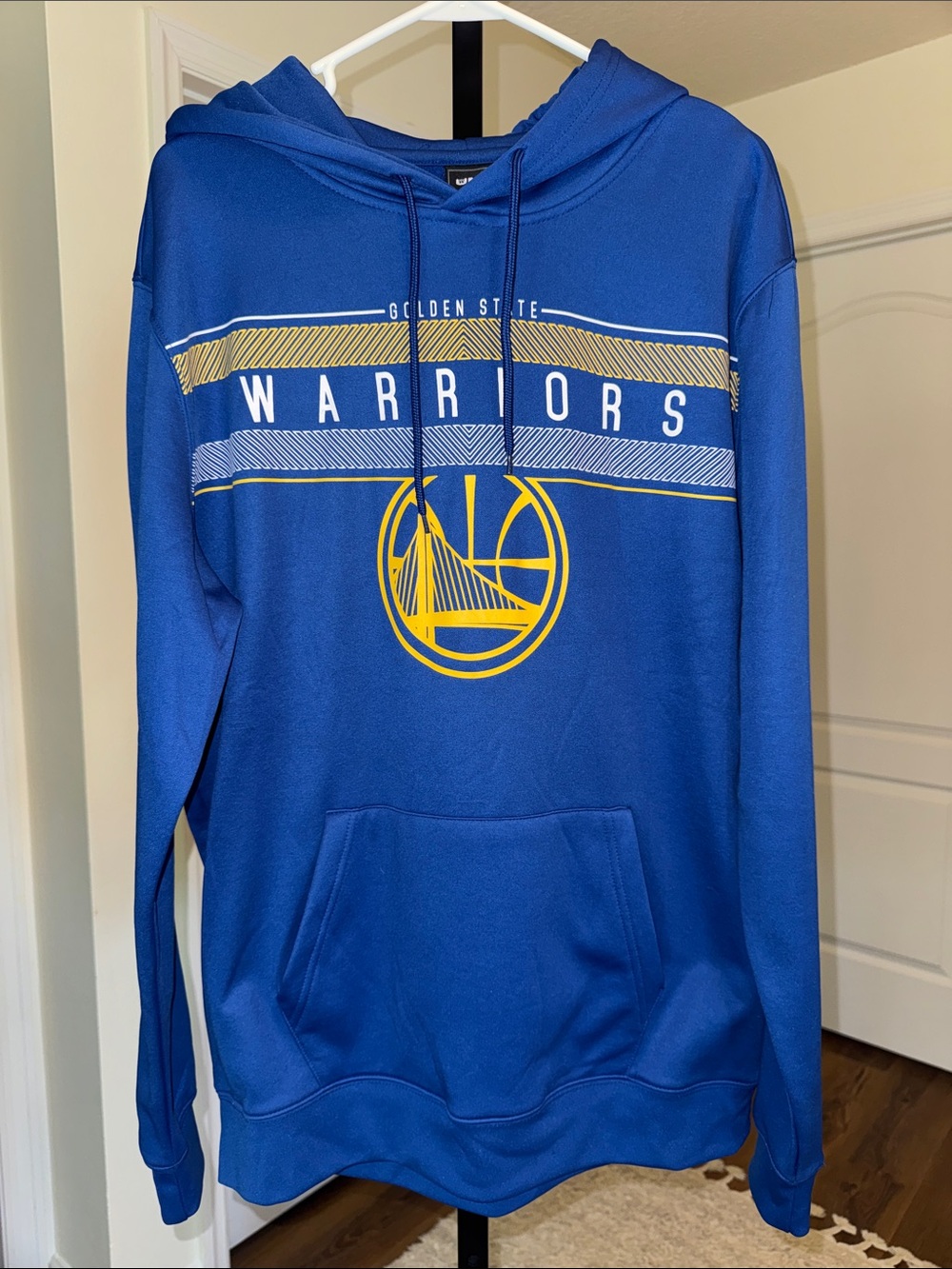 Golden State Warriors UNK Official Hoodie - Size L